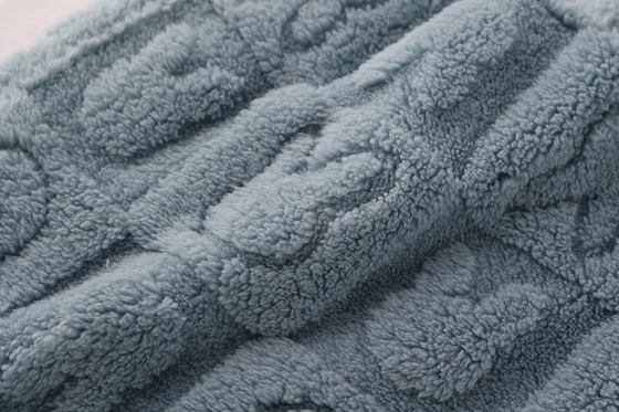 Eco-friendly Rabbit Pattern 100% Soft Polyester Jacquards Fabrics Shu Velveteen Sherpa Cotton Fabrics for Clothing for Home Blanket Textile