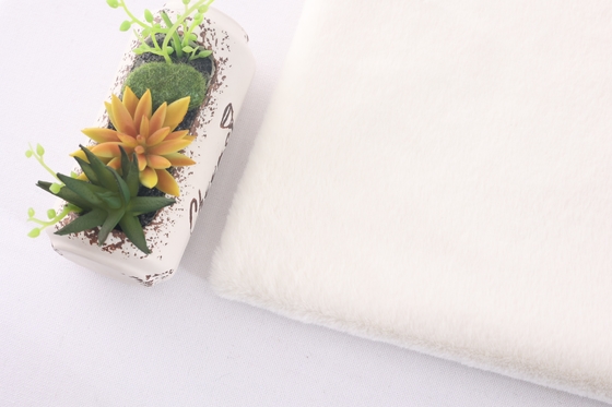 Stock Lot Color 100% Polyester 20mm Faux Fur Fabric Lifelike Ferret Mink Plush Fabric for Women's Coat Blankets for Winter