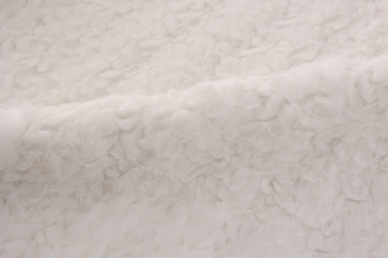 Recycled 100% Polyester Fabric 20mm Plush Thick Faux Fur Lifelike Fox Fabric for Clothing Women's Wear Cloth Plush Coat Shoes